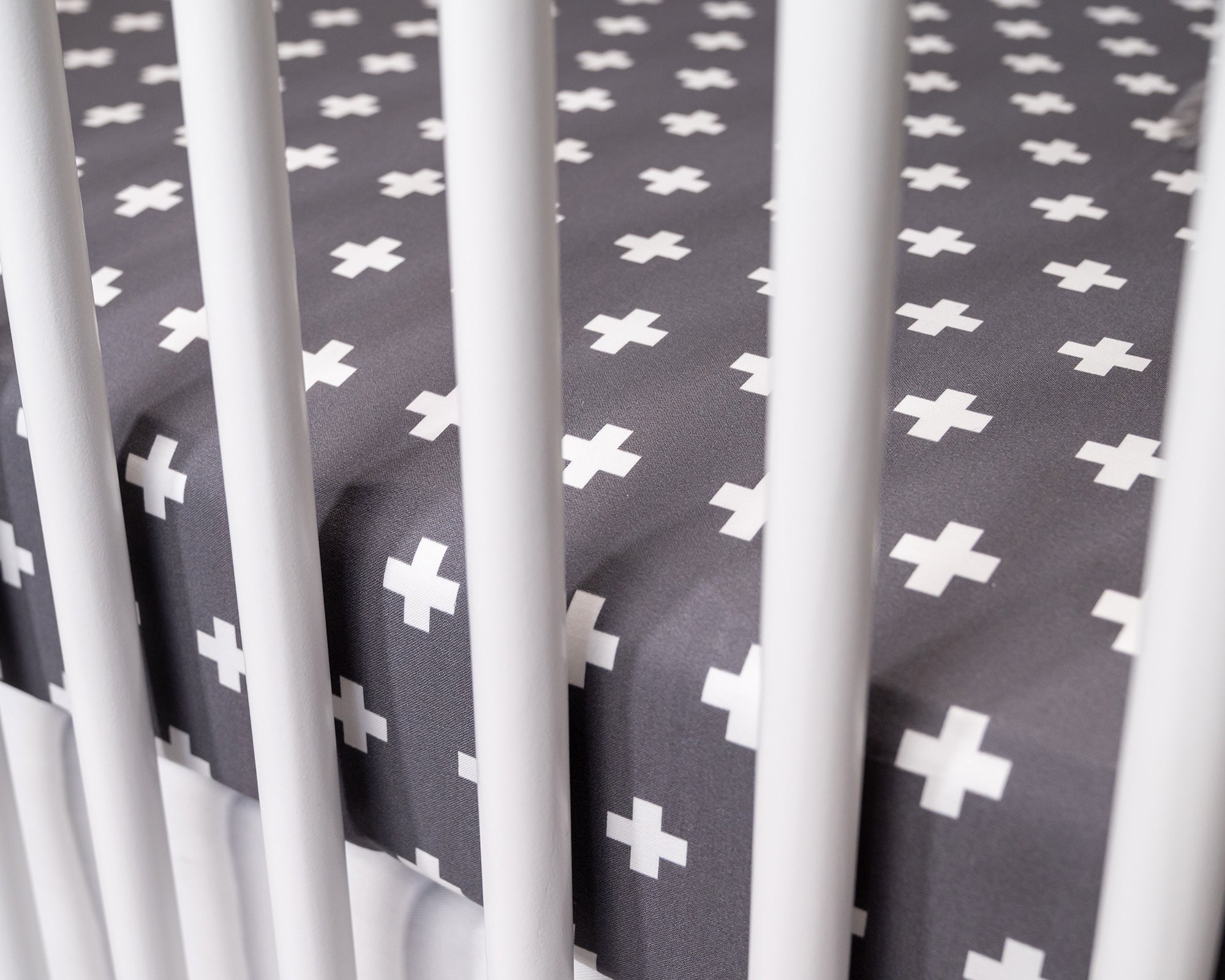 Nils Classic Crib Bedding Set